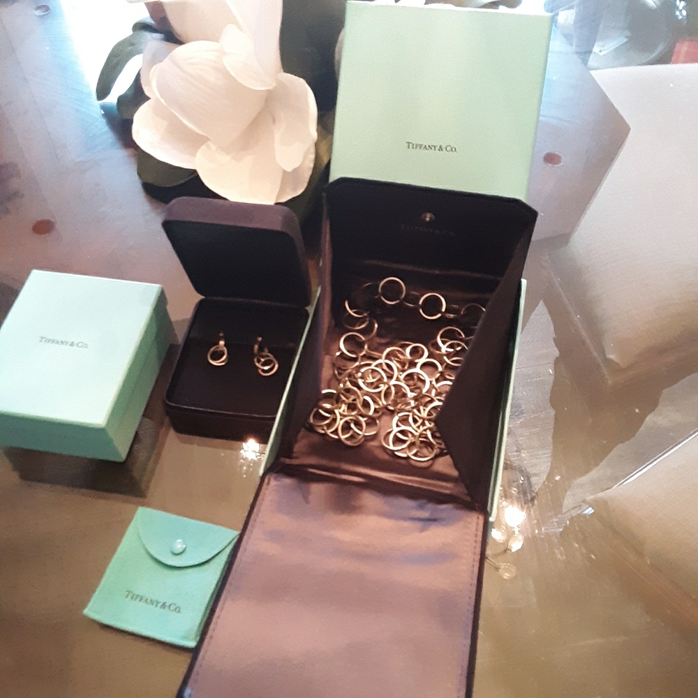 Tiffany's necklace and earrings